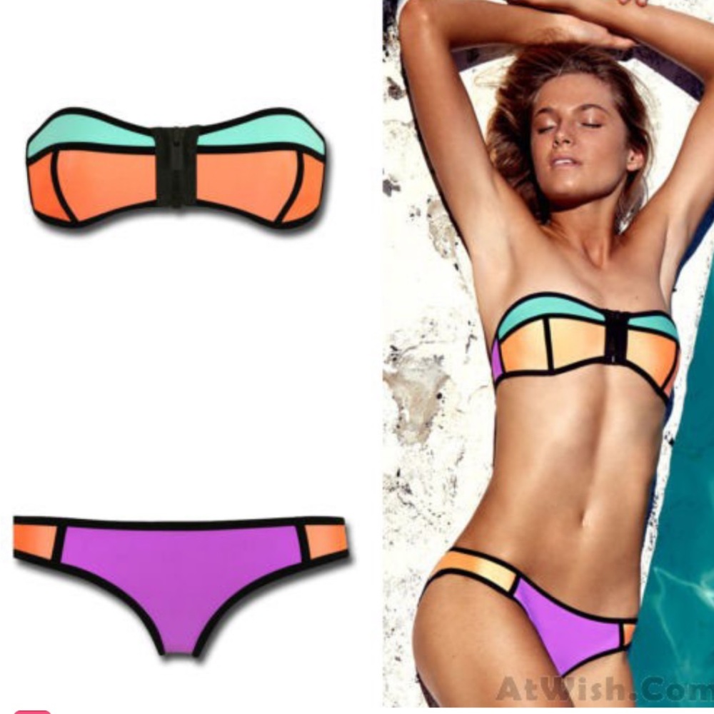 Women’s color block strapless Triangl swimsuit